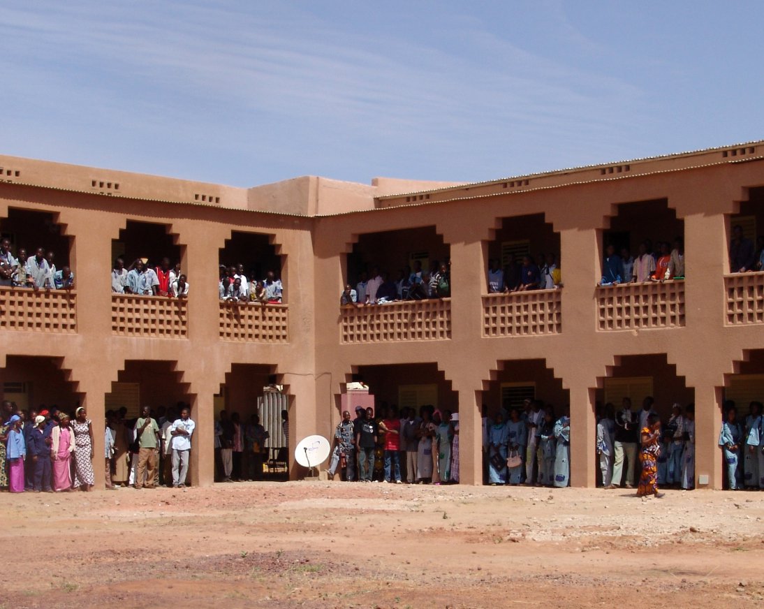 Compressed earth block building built with compressed earth blocks